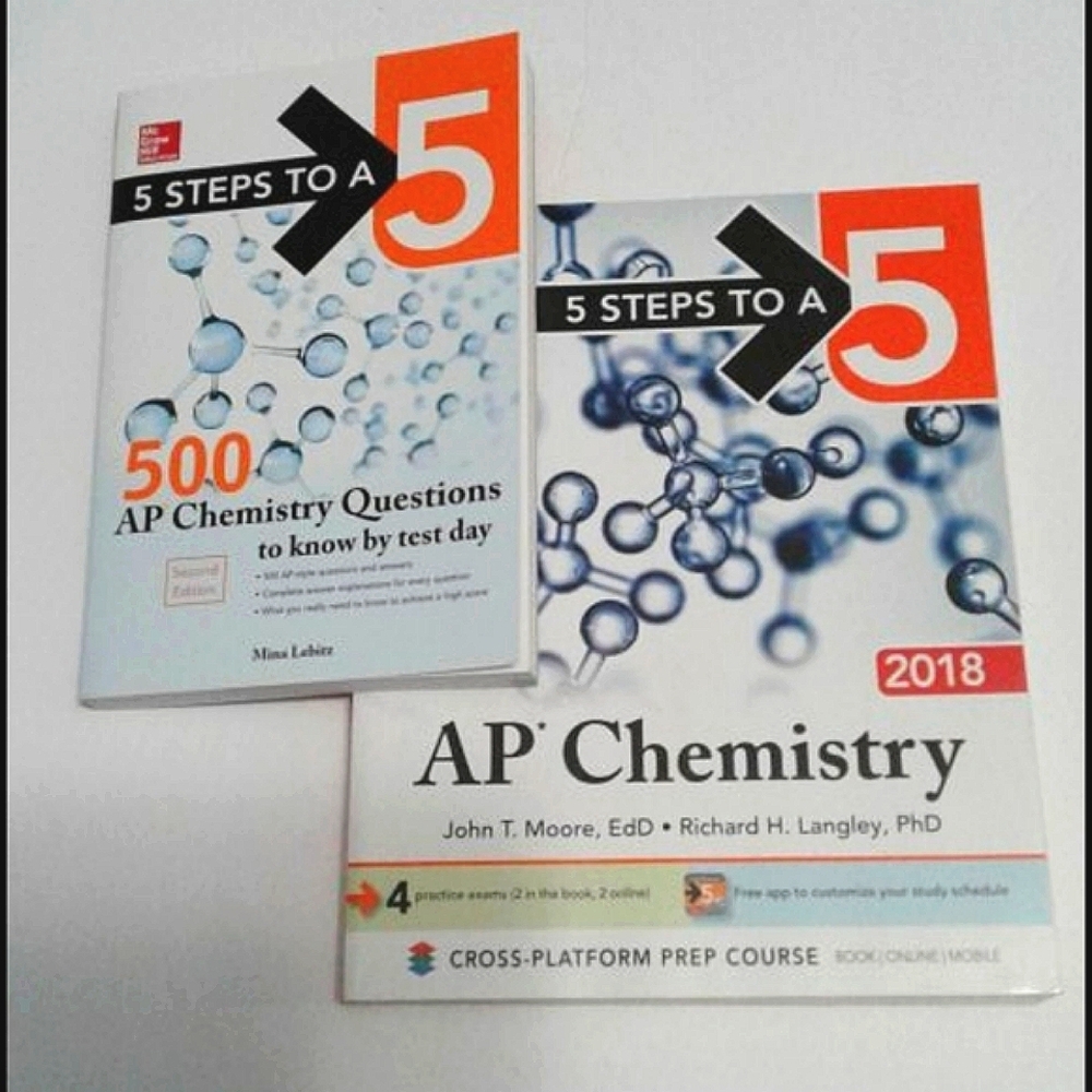 McGraw Hill 5 Steps to a 5 AP Chemistry Book Set